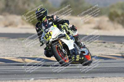 media/Oct-30-2025-Racers Edge (Thu) [[dabbdaf680]]/2-A Group/Session 2 (Turn 5)/